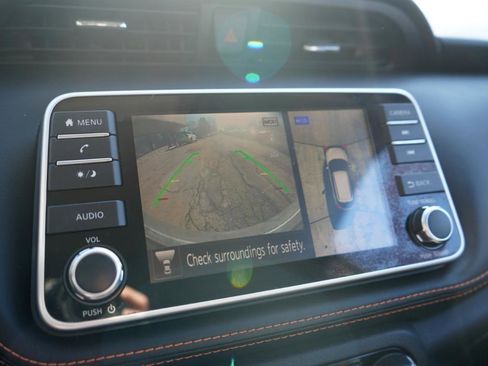 Used 2020 Nissan Kicks SR w/ SR Premium Package image 35