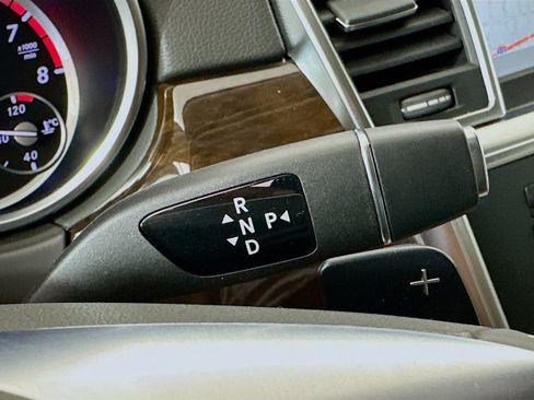 Used 2015 Mercedes-Benz ML 350 4MATIC image 25