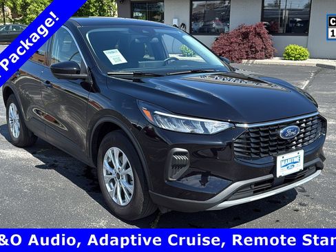 Used 2023 Ford Escape Active w/ Tech Pack #2 AWD/4WD image 1