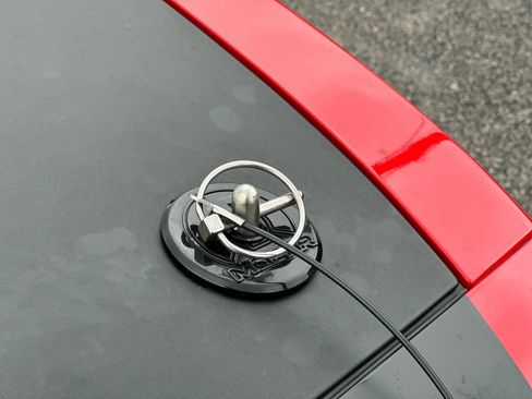 Used 2018 Dodge Challenger T/A image 9