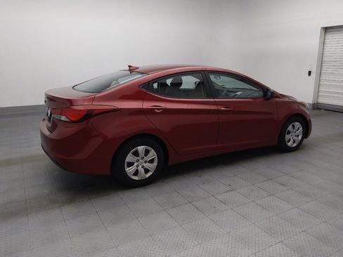 Used 2016 Hyundai Elantra SE FWD image 3