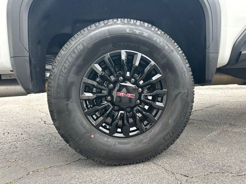 Used 2023 GMC Sierra 2500 Pro w/ Gooseneck/5TH Wheel Package image 18