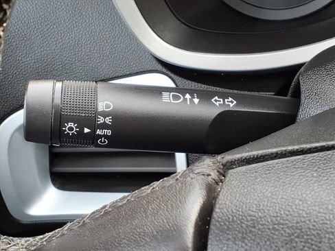 Used 2012 Chevrolet Equinox LT w/ Driver Convenience Package image 21