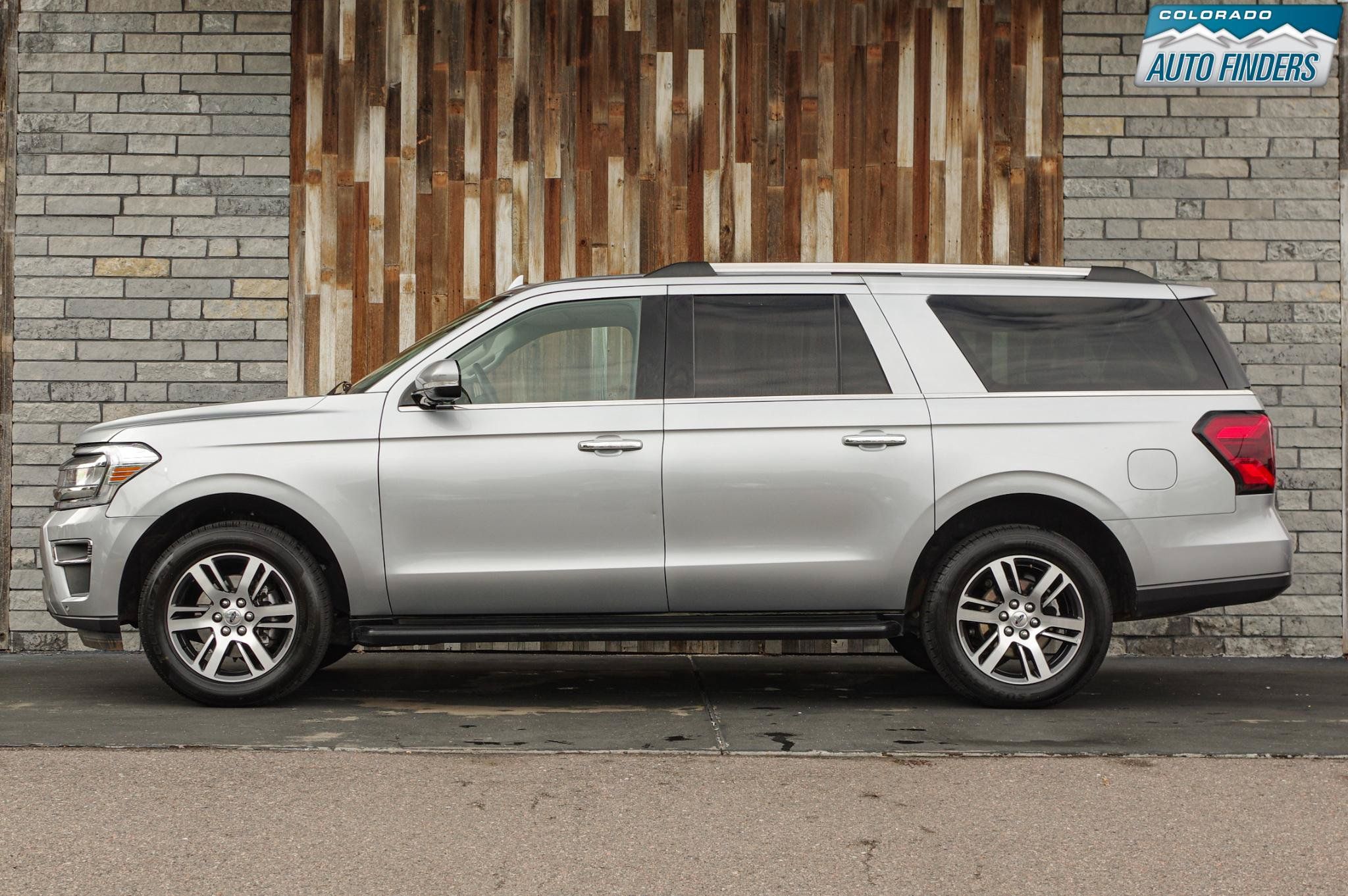 Used 2024 Ford Expedition Max Limited AWD/4WD image 3