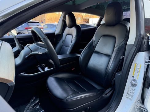 Used 2020 Tesla Model 3 Standard Range Plus image 27