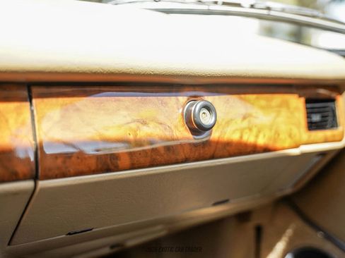 Used 1993 Jaguar XJS 4.0 Convertible RWD image 36