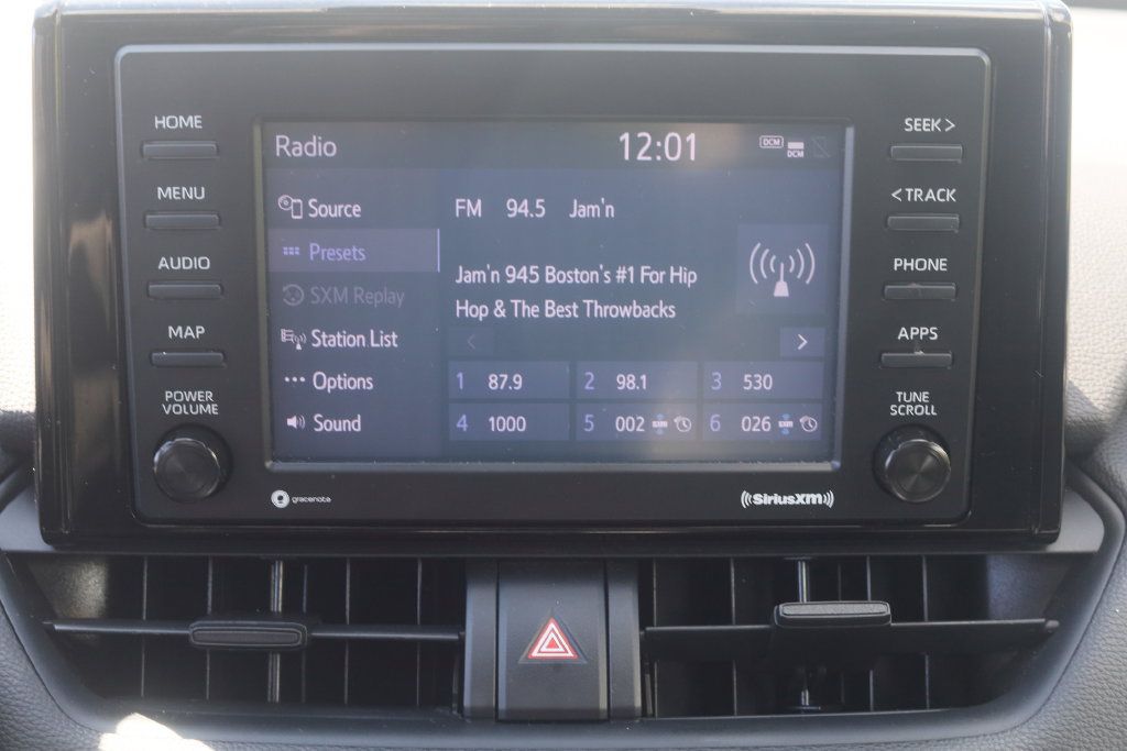 Used 2021 Toyota RAV4 XLE w/ Convenience Package AWD/4WD image 16