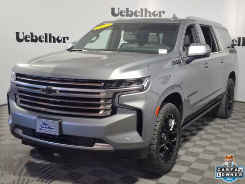 Certified 2023 Chevrolet Suburban High Country AWD/4WD image 3
