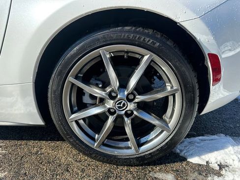 Used 2023 MAZDA MX-5 Miata Grand Touring image 13