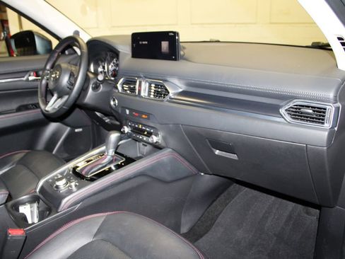 Used 2025 MAZDA CX-5 Carbon Edition image 32