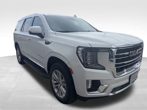 Used 2024 GMC Yukon SLT w/ SLT Premium Package AWD/4WD image 9