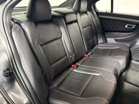 Used 2018 Ford Taurus SEL w/ Equipment Group 201A FWD image 19