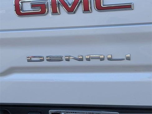 Certified 2025 GMC Sierra 1500 Denali w/ Technology Package image 8