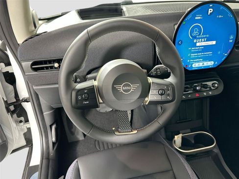 Used 2025 MINI Cooper S FWD image 18