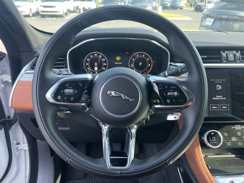 Used 2026 Jaguar F-PACE R-Dynamic S AWD/4WD image 20