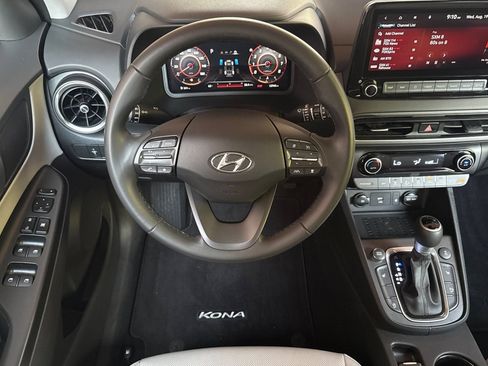 Used 2023 Hyundai Kona Limited AWD/4WD image 18