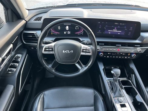 Used 2023 Kia Telluride LX image 22