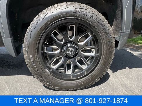 Used 2021 GMC Sierra 1500 Denali w/ Denali Ultimate Package AWD/4WD image 11