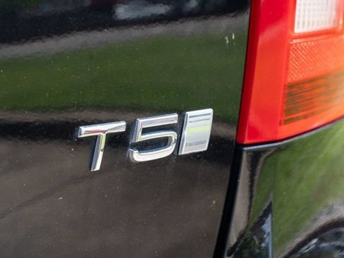 Used 2017 Volvo S60 T5 Inscription Platinum w/ Climate Package FWD image 15