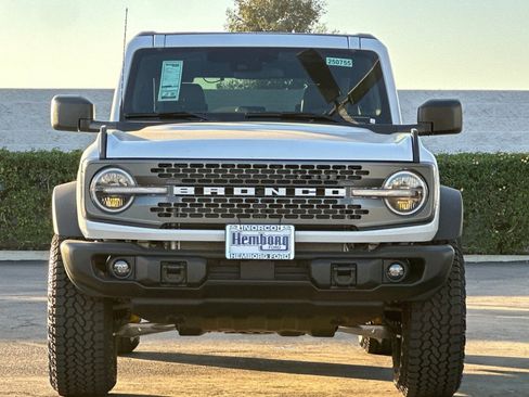 New 2025 Ford Bronco Badlands w/ Sasquatch Package image 9