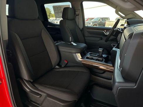 New 2026 GMC Sierra 1500 Elevation image 16