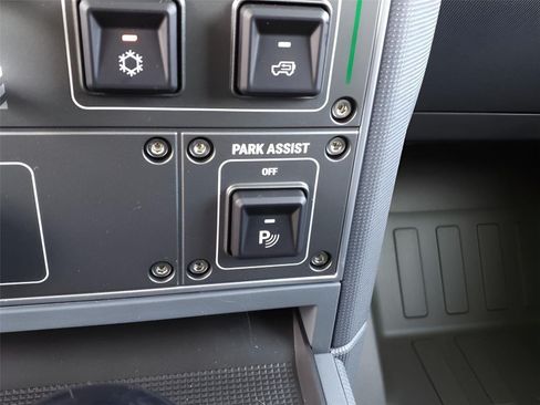 New 2024 INEOS Grenadier AWD/4WD image 20