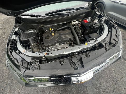 Used 2025 Chevrolet Equinox LT FWD image 27