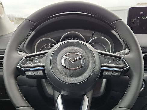 New 2025 MAZDA CX-5 AWD 2.5 S w/ Preferred Package image 17