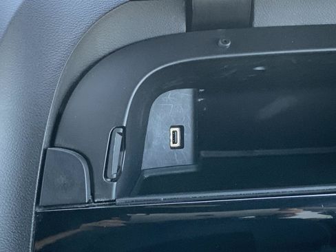 Used 2019 Dodge Grand Caravan SXT FWD image 52