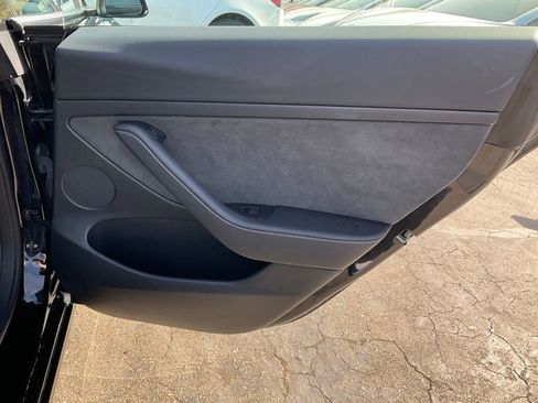 Used 2023 Tesla Model 3 Standard Range image 57