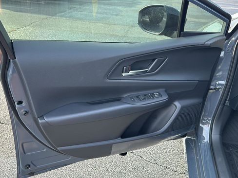 New 2025 Toyota Prius Plug-In Hybrid image 14