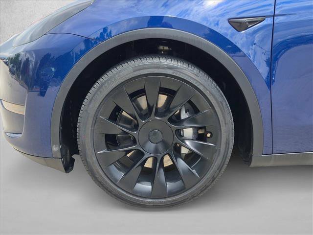 Used 2022 Tesla Model Y Long Range AWD/4WD image 23