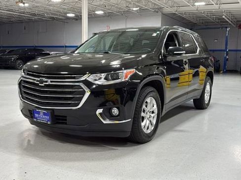 Used 2020 Chevrolet Traverse LT w/ LPO, Floor Liner Package AWD/4WD image 23