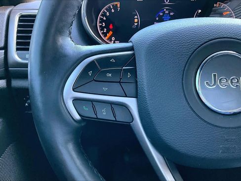 Used 2019 Jeep Grand Cherokee Altitude image 20