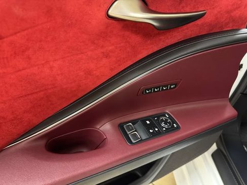 Used 2021 Lexus LC 500 Coupe w/ Sport Package RWD image 7