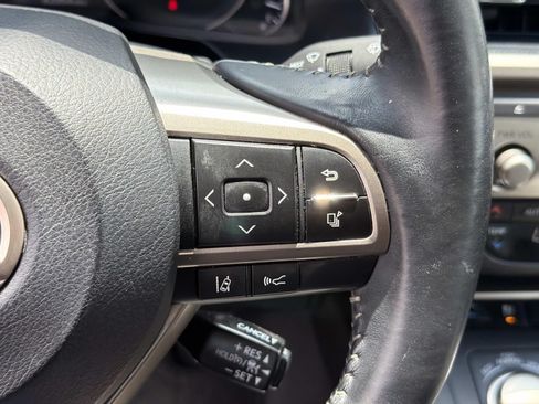 Used 2016 Lexus ES 350 w/ Luxury Package w/Wood Trim FWD image 26