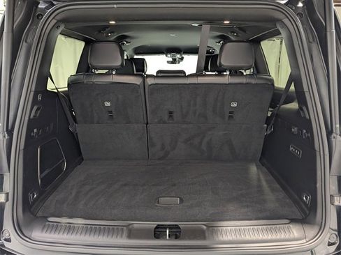 Used 2022 Jeep Wagoneer Series III w/ Flexible Seating Group image 28