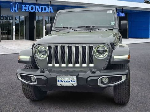 Used 2022 Jeep Wrangler Unlimited Sahara w/ LED Lighting Group AWD/4WD image 3