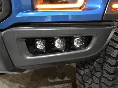 Used 2019 Ford F150 Raptor w/ Equipment Group 802A Luxury AWD/4WD image 5