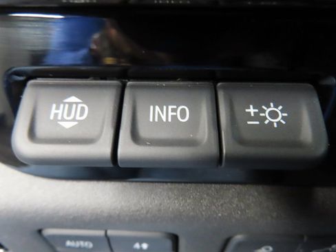 Used 2023 Chevrolet Silverado 1500 ZR2 w/ Technology Package image 60