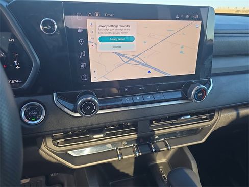 Used 2024 Chevrolet Colorado W/T image 22