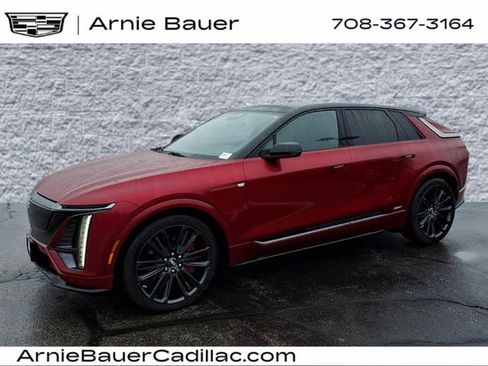 New 2026 Cadillac Lyriq V image 11