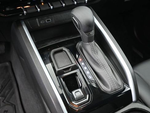 Used 2025 Chevrolet Colorado W/T w/ WT Custom Package image 27