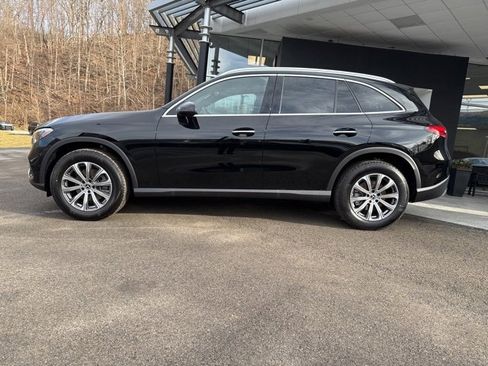 New 2026 Mercedes-Benz GLC 300 4MATIC image 2