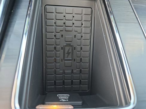 New 2025 Lincoln Aviator 2WD w/ Equipment Group 101A image 23