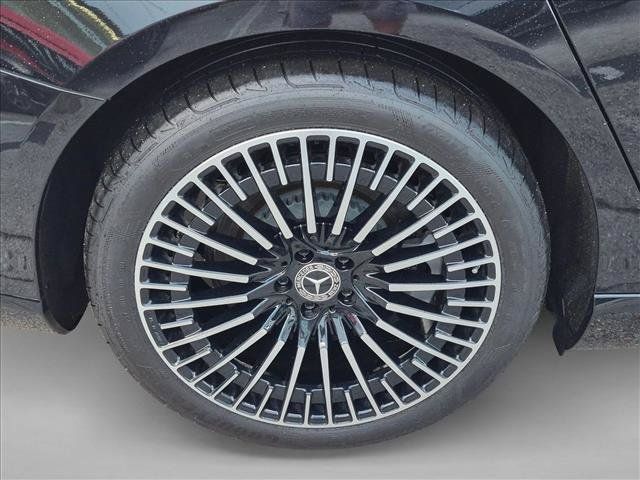 Used 2022 Mercedes-Benz EQS 580 4MATIC Sedan image 23