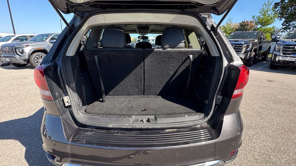 Used 2017 Dodge Journey Crossroad w/ Popular Equipment Group FWD image 5