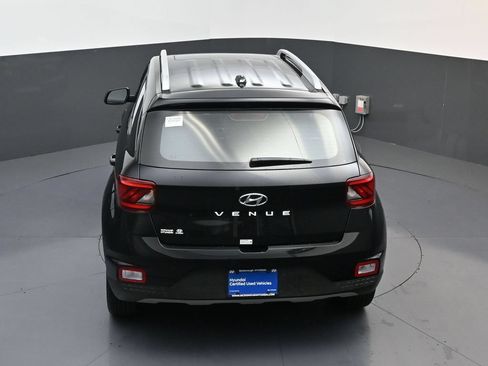 Certified 2026 Hyundai Venue SEL FWD image 19