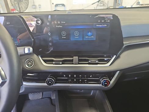 Used 2026 Chevrolet Equinox LT FWD image 20