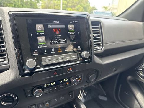 Used 2022 Nissan Frontier PRO-4X w/ Pro-4X Premium Package AWD/4WD image 21